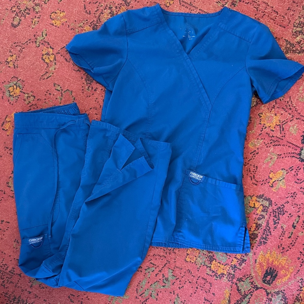 Cherokee Women's Blue Scrub Set